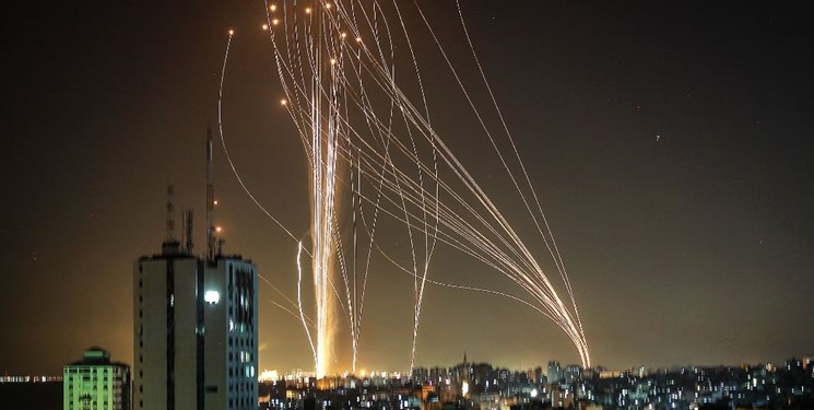 آژیرهای هشدار در تل‌آویو/ القسام: حمله موشکی بزرگ به تل‌آویو انجام شد