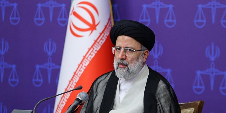 آیتالله رئیسی درباره تصمیم خود برای حضور در انتخابات با کسی گفتوگو نکرده است آیتالله رئیسی درباره تصمیم خود برای حضور در انتخابات با کسی گفتوگو نکرده است