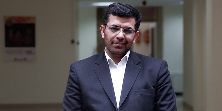 اسماعیلی : اگر مرهمی در آستین ندارید وارد کارزار ریاست جمهوری نشوید
