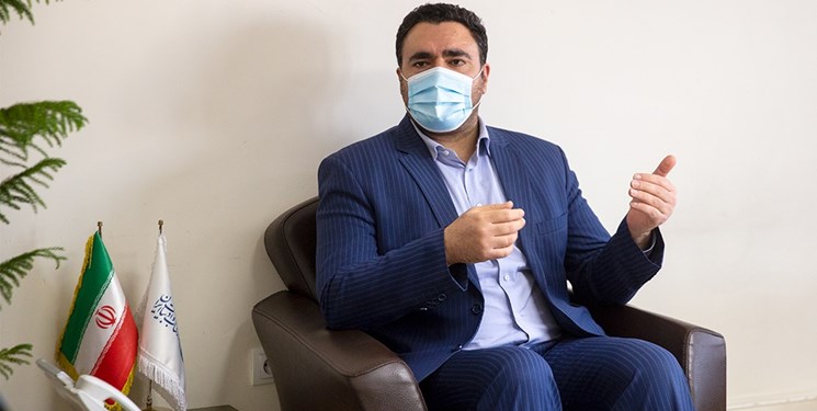 دهقانکار: پاسدار زبان فارسی باشیم دهقانکار: پاسدار زبان فارسی باشیم