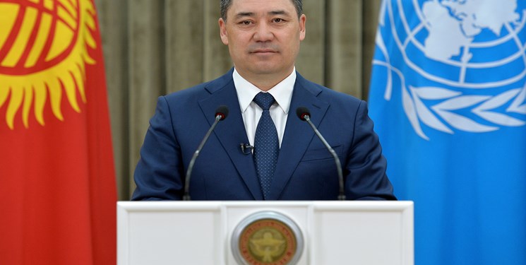 رئیس جمهور قرقیزستان بر تقویت نیروهای مسلح این کشور تاکید کرد