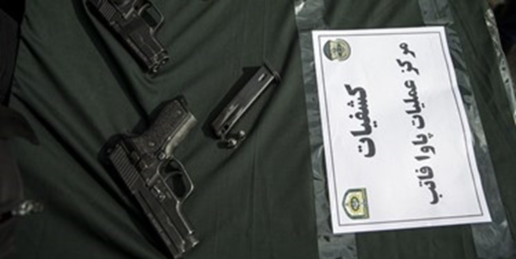 فروشنده «سلاح» در مجیدیه دستگیر شد/ کشف اسلحه جنگی و فشنگ و خشاب فروشنده «سلاح» در مجیدیه دستگیر شد/ کشف اسلحه جنگی و فشنگ و خشاب