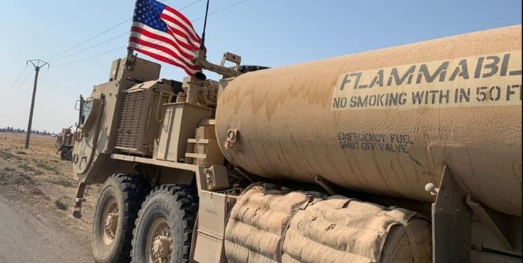 قاچاق ۸۰ کامیون نفت و گندم از سوریه به عراق توسط عناصر آمریکایی