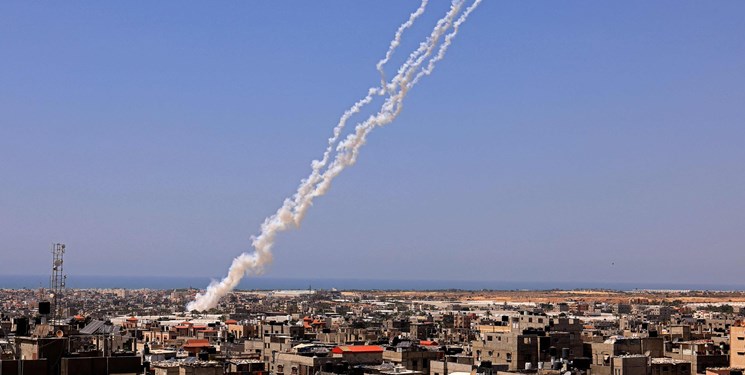 مقاومت فلسطین ۱۵ راکت به سمت دیمونا شلیک کرد