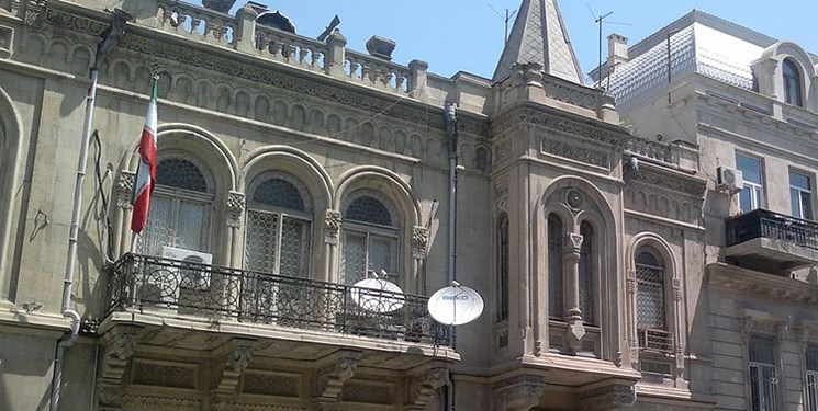 واکنش سفارت ایران در باکو نسبت به ادعای حضور کامیون‌های ایران در قره باغ