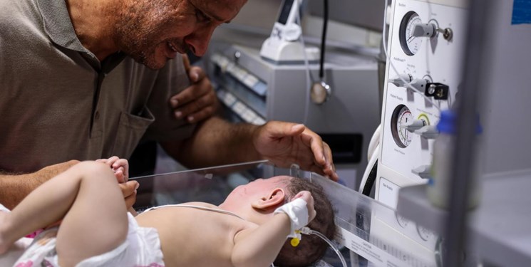 کمک ۱۰۰ هزار دلاری هلال احمر ایران به فلسطین/ ارسال ۵۰ تُن  دارو وتجهیزات پزشکی