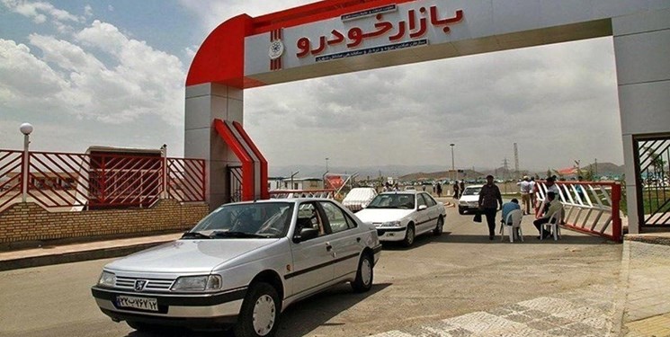 گرانی قیمت کارخانه‌ای خودرو و افت نرخ بازار/شنای خودروسازان خلاف جهت ارز + قیمت