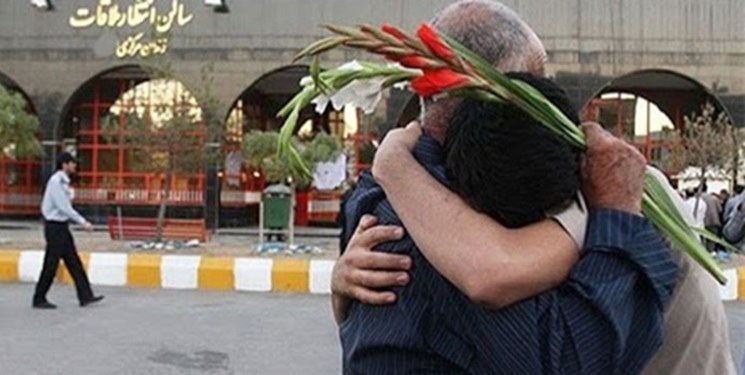 آزادی ۳۰ زندانی از ندامتگاه تهران بزرگ به مناسبت هفته قوه قضاییه