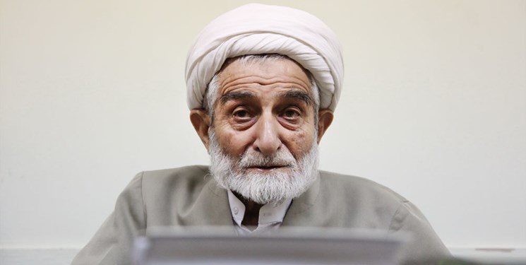 آیتالله باقری کنی: انصراف جلیلی بیانگر غلبه تقوا و تکلیفمداری است آیتالله باقری کنی: انصراف جلیلی بیانگر غلبه تقوا و تکلیفمداری است