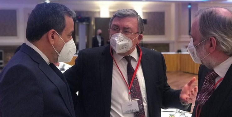 اولیانوف: پیشبینی مذاکرات وین به دلیل حل نشدن برخی مسائل مهم دشوار است اولیانوف: پیشبینی مذاکرات وین به دلیل حل نشدن برخی مسائل مهم دشوار است