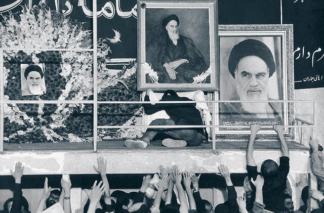 تاکید امام خمینی (ره) بر تحقق عدالت تا وصیتنامه ادامه داشت تاکید امام خمینی (ره) بر تحقق عدالت تا وصیتنامه ادامه داشت