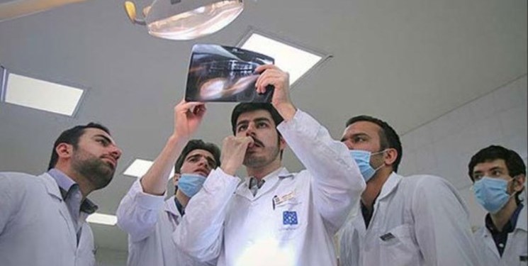 درخواست دستیاران تخصصی رشته‌های بالینی‌  از وزیر بهداشت؛ امتحان ارتقا در تیرماه  لغو شود
