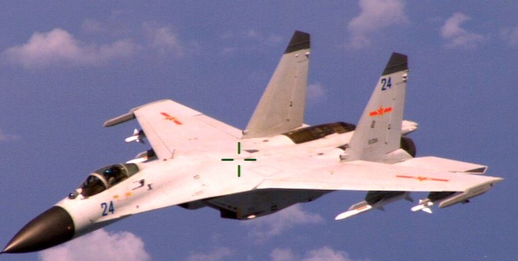 رهگیری ۱۶ جنگنده چینی از سوی جت‌های هاوک نیروی هوایی مالزی