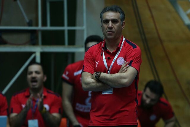سید عباسی: دریافت و سرویس از ضعف های سنتی والیبال ایران است/ فقط باید تمرین کرد