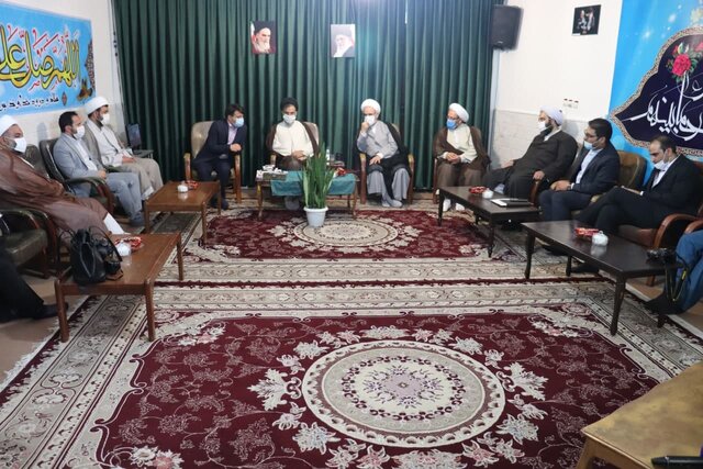 قضات آسیب های اجتماعی را به مسئولان گوشزد کنند