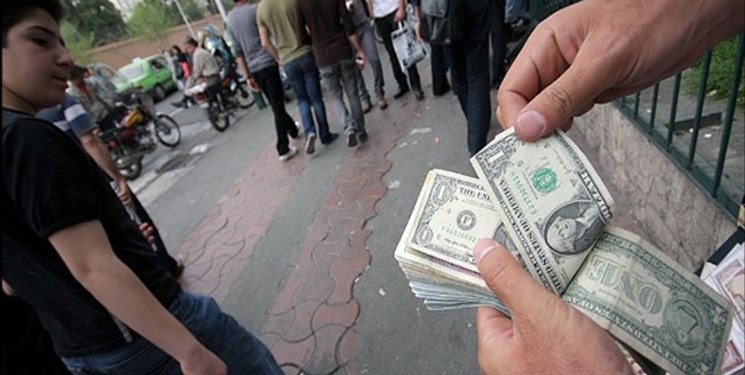 واکنش مثبت بازار سرمایه به تحولات سیاسی کشور/ دلالان نمی‌خواهند بورس رشد کند