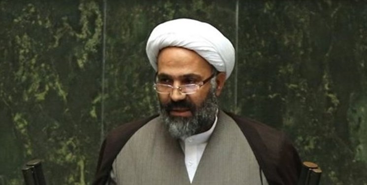 چرا هر وزارتخانه بنا دارد یک رایزن در سفارتخانهها داشته باشد چرا هر وزارتخانه بنا دارد یک رایزن در سفارتخانهها داشته باشد