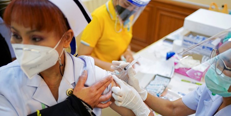 ابتلای صدها نفر از کادر درمان به کرونا پس از واکسیناسیون با سینوواک