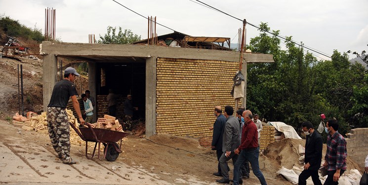 احداث خانه برای زلزله‌زدگان رامیان توسط خادمان امام رضا (ع)