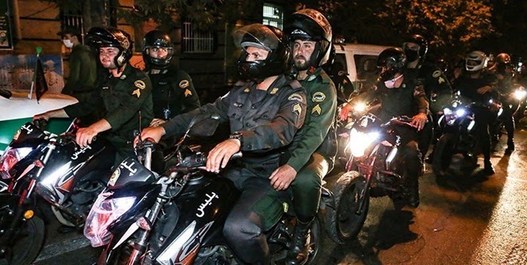 افزایش تیمهای عملیاتی و ضربتی پلیس در پی خاموشیها افزایش تیمهای عملیاتی و ضربتی پلیس در پی خاموشیها