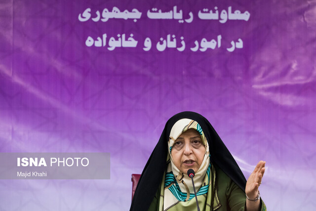 انتقاد شدید “ابتکار” از سیاستگذاری‌های مرتبط با «حجاب»
