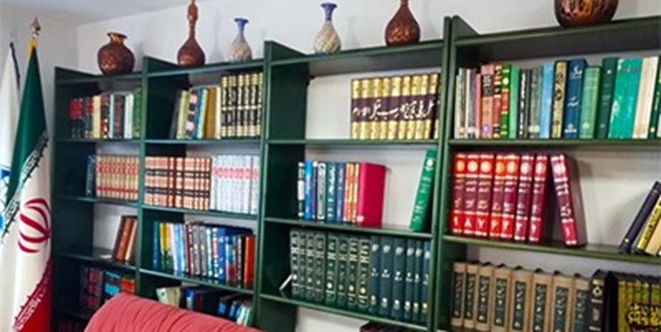 تجهیز کتابخانه رایزنی فرهنگی ایران در اسپانیا با بیش از ۵۵۰۰ جلد کتاب