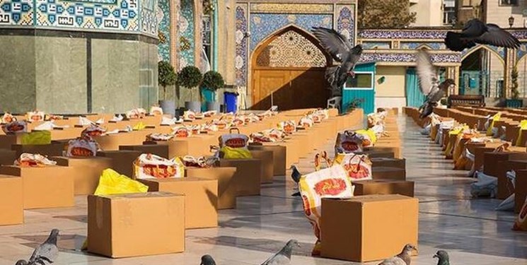 توزیع ۲ هزار بسته معیشتی بین نیازمندان تهرانی در امامزاده صالح (ع)