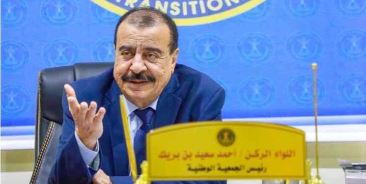 خط و نشان متحد امارات برای دولت هادی و ورود محموله جدید سلاح به فرودگاه الریان خط و نشان متحد امارات برای دولت هادی و ورود محموله جدید سلاح به فرودگاه الریان