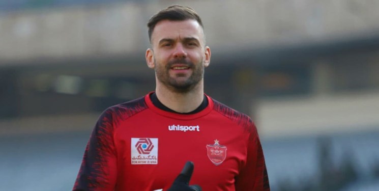 دروازه‌بان پرسپولیس از آلمان می‌آید