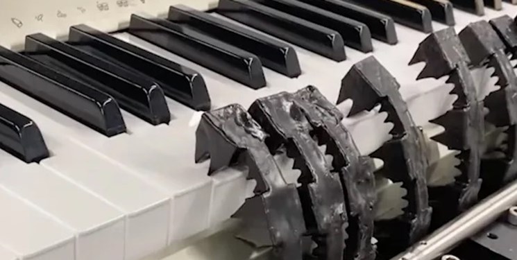 ربات نرم به لطف حافظه «مبتنی بر هوا»  پیانو می‌نوازد