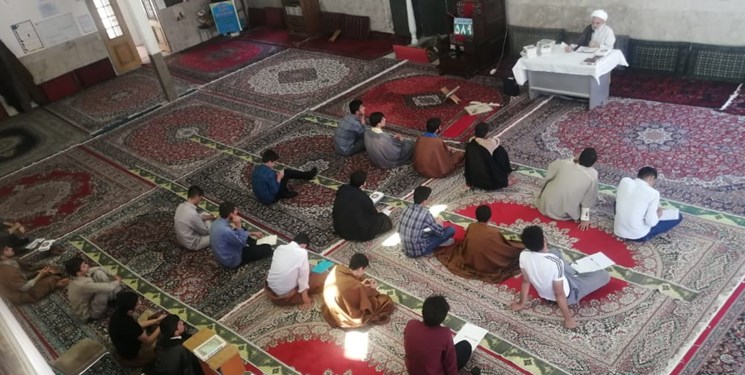 پذیرش رایگان قرآن‌آموز در مرکز شبانه‌روزی حفظ بروجرد/ ثبت‌نام تا ۲۳ تیرماه