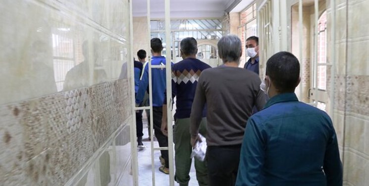 پیگیری‌های این امام جماعت ۱۲ زندانی  را آزاد کرد