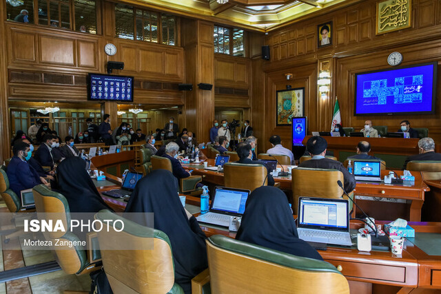 ارائه گزارش معاونت ها و سازمان ها در صحن شورا تکمیل کننده رصد شهرداری تهران