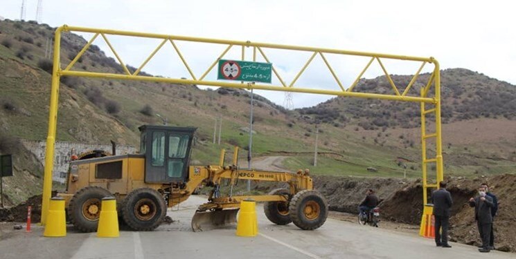 ترافیک در محور کندوان و باران در هراز و فیروزکوه/ ممنوعیت تردد بین‌استانی برای خودروهای شخصی