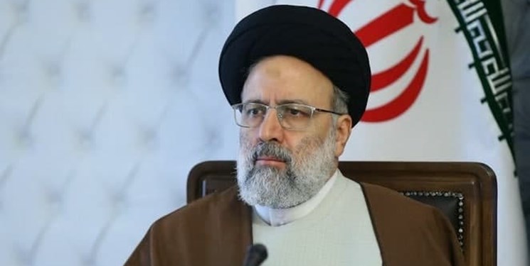 جمعی از دانشگاهیان کشور خطاب به رئیسی: دست چتربازان سیاسی را از دارایی‌های مردم ایران کوتاه کنید