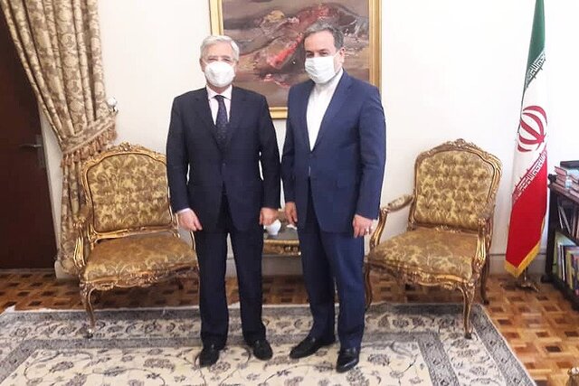 رایزنی ‍مدیرکل سیاسی و امنیتی وزارت خارجه ایتالیا با عراقچی در تهران