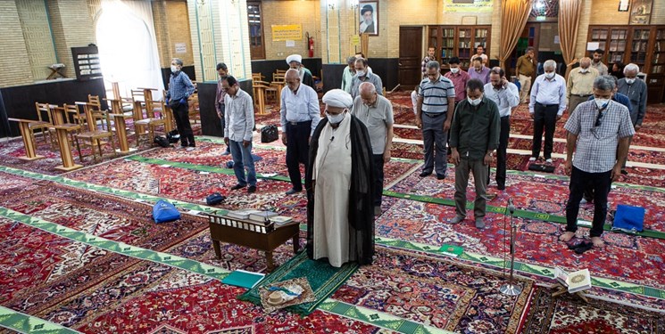 رعایت  ۱۰۰ درصدی پروتکل‌ها در مساجد تهران/ نماز جماعت در محرم و صفر برقرار است