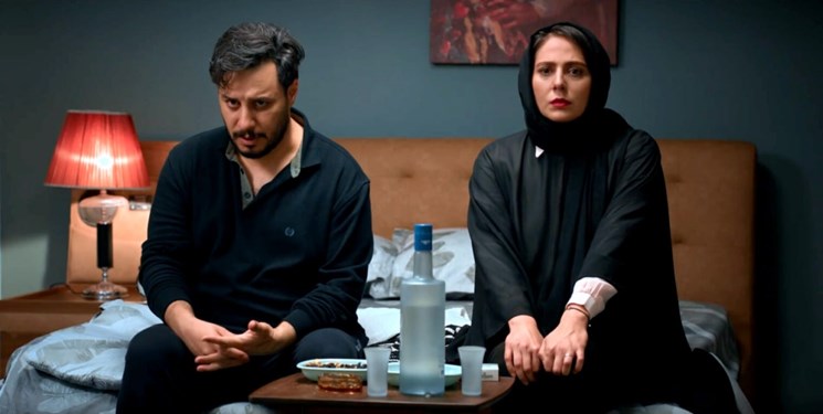 زخمی کاری بر پیکره‌ خانواده ایرانی با ولنگاری در شبکه ‌نمایش خانگی