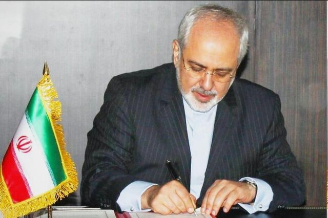 ظریف درگذشت مدیرکل پیشین خاورمیانه وزارت خارجه را تسلیت گفت ظریف درگذشت مدیرکل پیشین خاورمیانه وزارت خارجه را تسلیت گفت