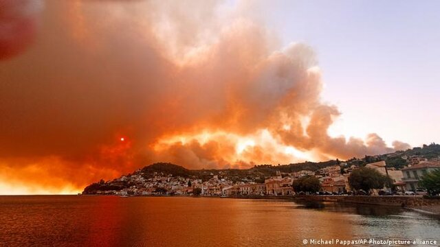 نابودی ده‌ها هزار هکتار از جنگل‌های کالیفرنیا در آتش‌سوزی “دیکسی”