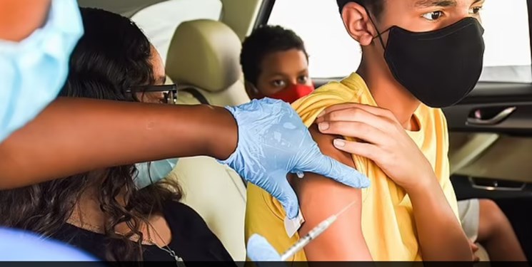 نظرسنجی در آمریکا: واکسن کرونا از ویروس خطرناک‌تر است!