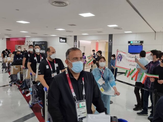 ورود اولین گروه از کاروان ورزشی پارالمپیک به توکیو با استقبال سفیر کشورمان در ژاپن
