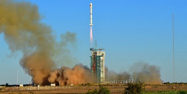 چین سه ماهواره جدید به فضا پرتاب کرد