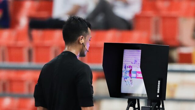 VAR به ورزشگاه آزادی میآید؟ VAR به ورزشگاه آزادی میآید؟