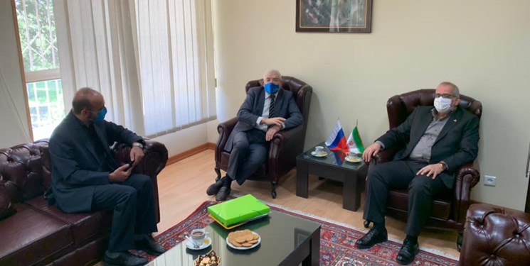 آغاز همکاری باشگاه ذوب آهن و کنسولگری روسیه +عکس آغاز همکاری باشگاه ذوب آهن و کنسولگری روسیه +عکس