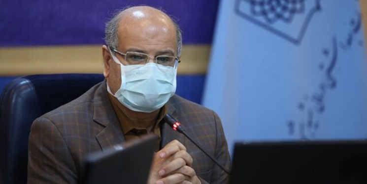 بازدید فرمانده ستاد مقابله با کرونا در تهران از مرکز واکسیناسیون بسیج دانشجویی