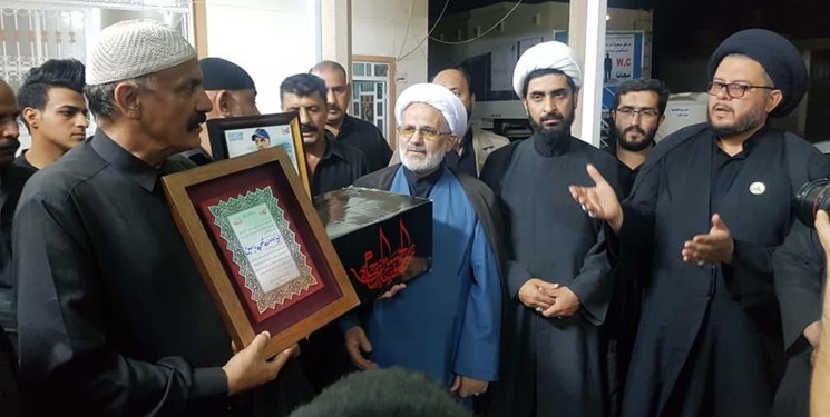 تقدیر از ۳۰۰ موکب‌دار عراقی با سوغات ایرانی/ موکب‌داران خواستار دیدار با رهبر انقلاب هستند