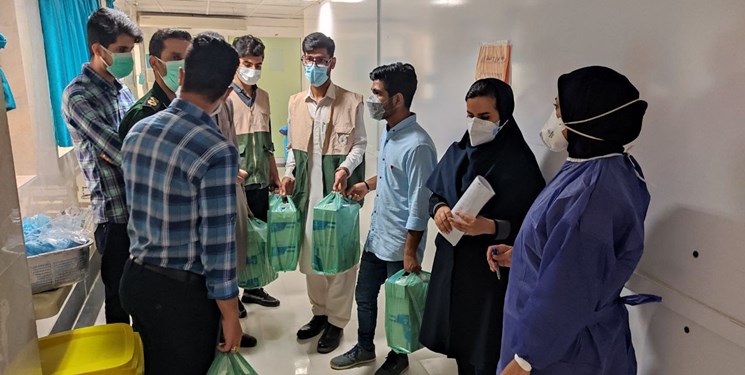 توزیع ۱۰۰ هزار ماسک بهداشتی در سیستان و بلوچستان توسط دانشجویان بسیجی