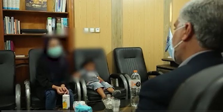 توضیحات رئیس سازمان زندانها درباره ادعای «کفن پیچ کردن کودک افغانی توسط زندانبانها» توضیحات رئیس سازمان زندانها درباره ادعای «کفن پیچ کردن کودک افغانی توسط زندانبانها»