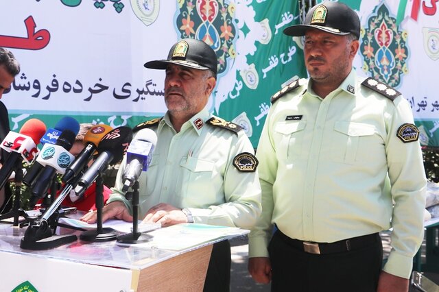 دستگیری ۶٠١ سارق و مالخر در پایتخت/افزایش ۲ برابری گشت های ۱۱۰ دستگیری ۶٠١ سارق و مالخر در پایتخت/افزایش ۲ برابری گشت های ۱۱۰